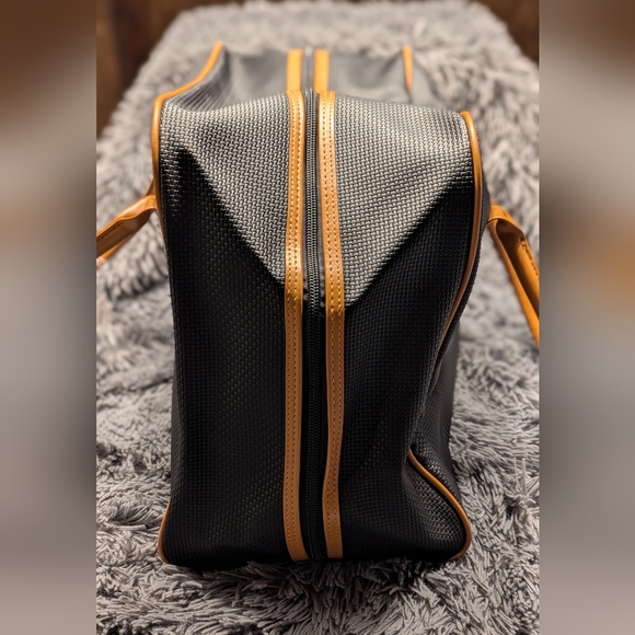 Authentic Vintage YSL Boston Bag - Picture 4 of 12